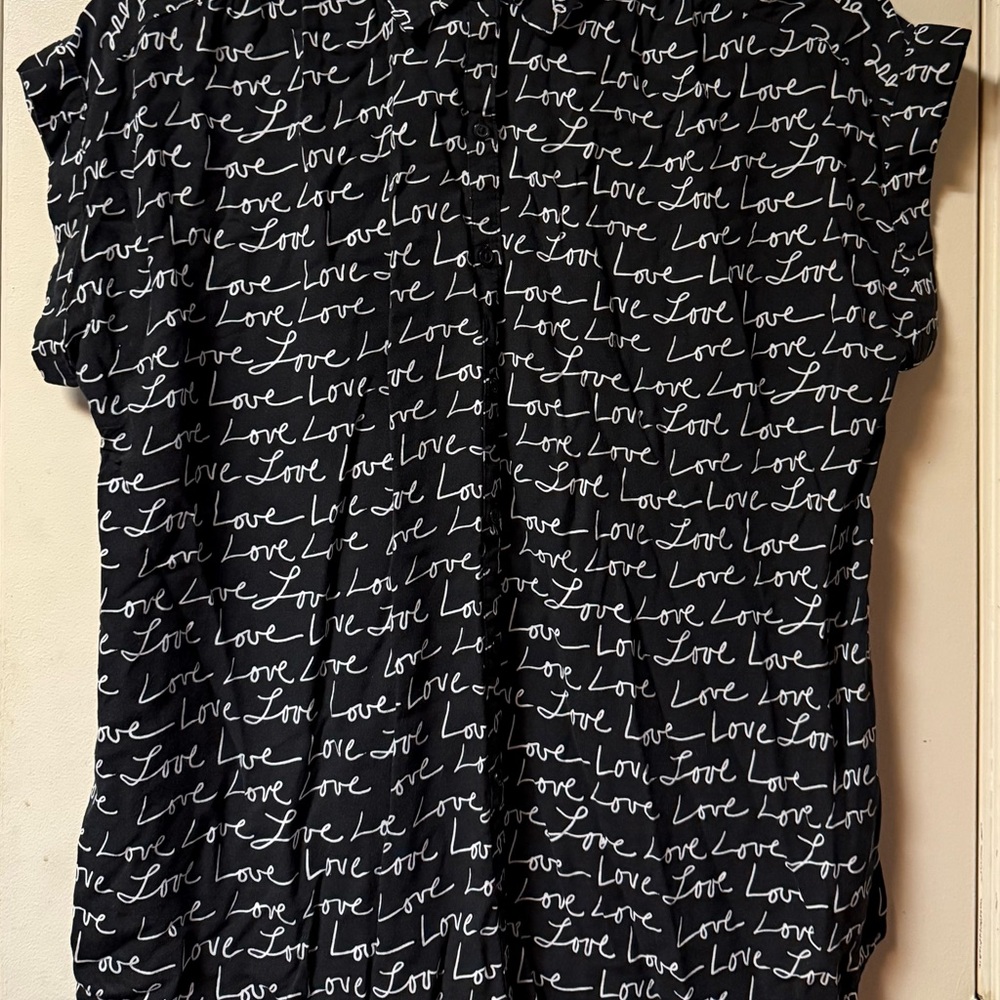 EVRI ~ Women’s ~ Top ~ 0X ~ Blouse ~ Love ~ Black & White ~ Vintage